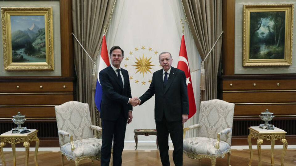 Cumhurbaşkanı Erdoğan ve Hollanda Başbakanı'ndan açıklama