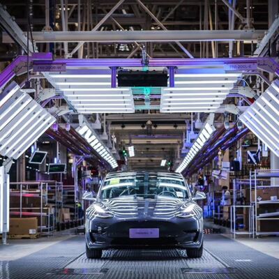 Tesla Avrupa'da resmen üretime başladı!