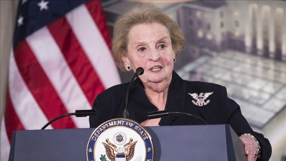 ABD'nin ilk kadın Dışişleri Bakanı Albright hayatını kaybetti