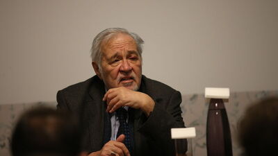 Prof. Dr. Ortaylı'dan gençlere: En az 3 dil öğrenin