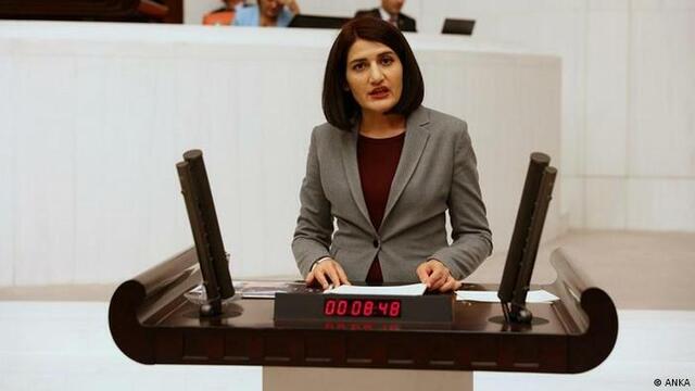 HDP'li Semra Güzel hakkında yakalama kararı