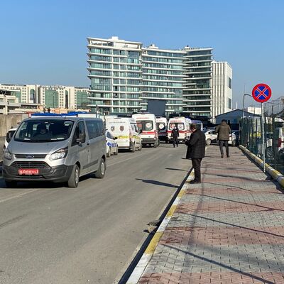 Adliye önünde dehşet! Ölü ve yaralılar var!