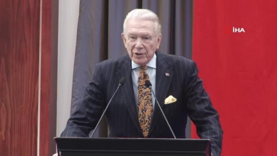 "Fenerbahçe, FETÖ'yü alaşağı etmiştir"