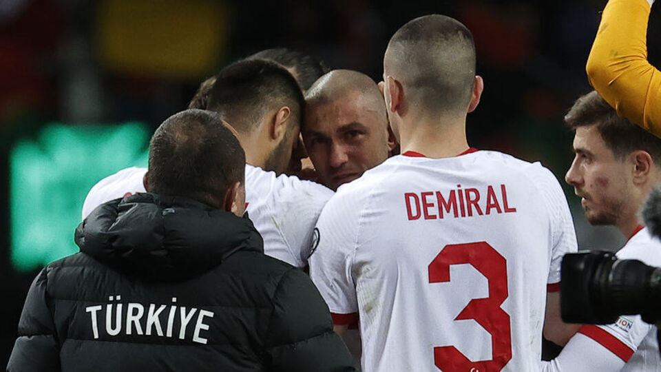 Burak Yılmaz, Milli Takım'ı bıraktı!
