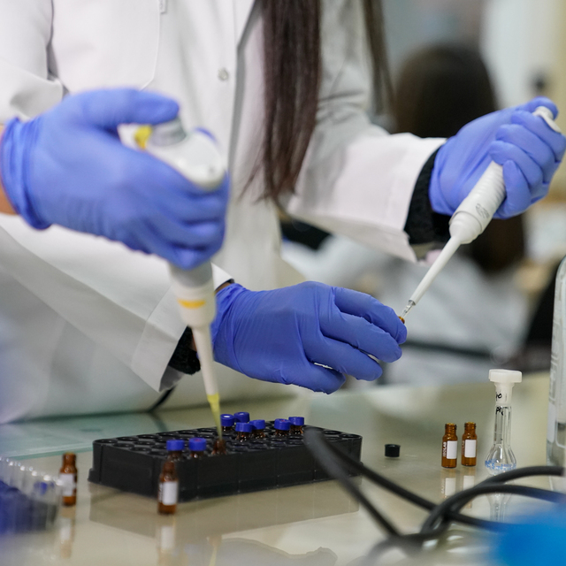 Ege Üniversitesinde koronavirüse karşı DNA aşısı üretildi