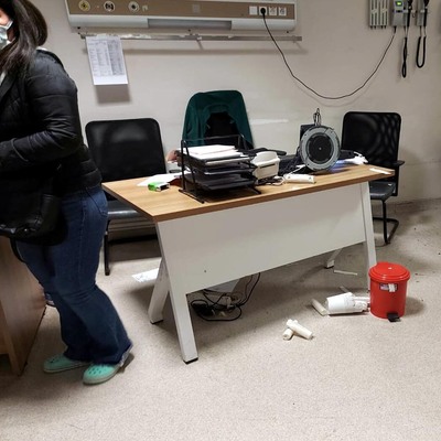 Doktor adli muayenede saldırıya uğradı!