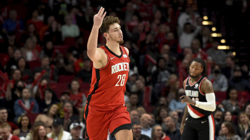 Alperen Şengün'den kariyer rekoru!