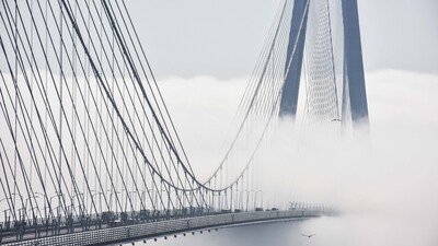 İstanbul Boğazı'nda yoğun sis etkili oldu