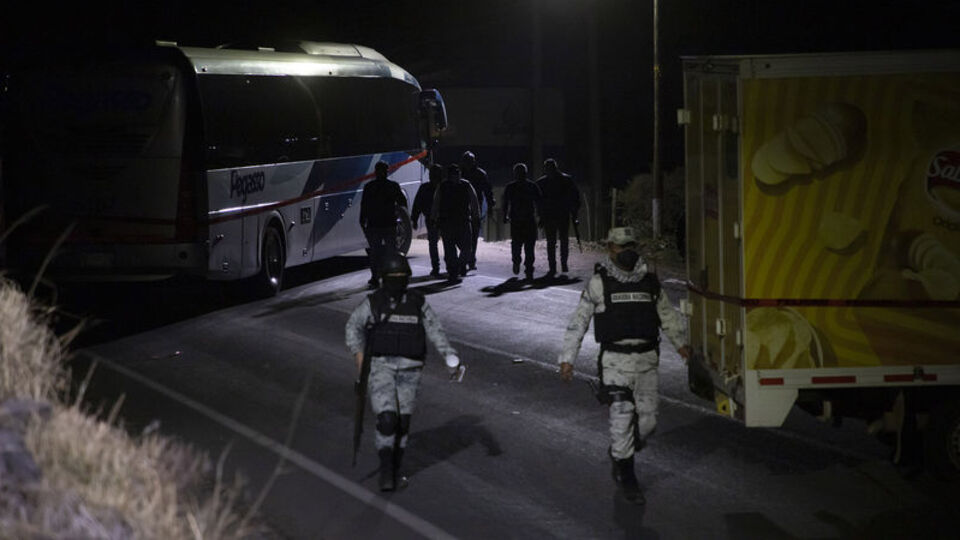 Meksika'da 'horoz dövüşü' katliamı: 19 ölü