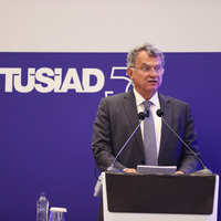 'Yeni yol haritalarının çizilmesi gerekiyor'