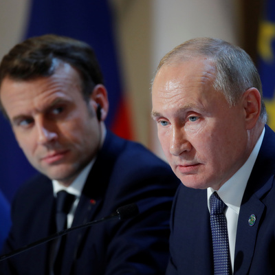 Macron ve Putin arasında kritik görüşme