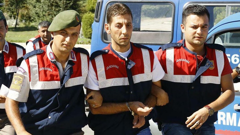 Eşi ve yanındaki arkadaşını öldürdü! Çifte cinayette ikinci indirim