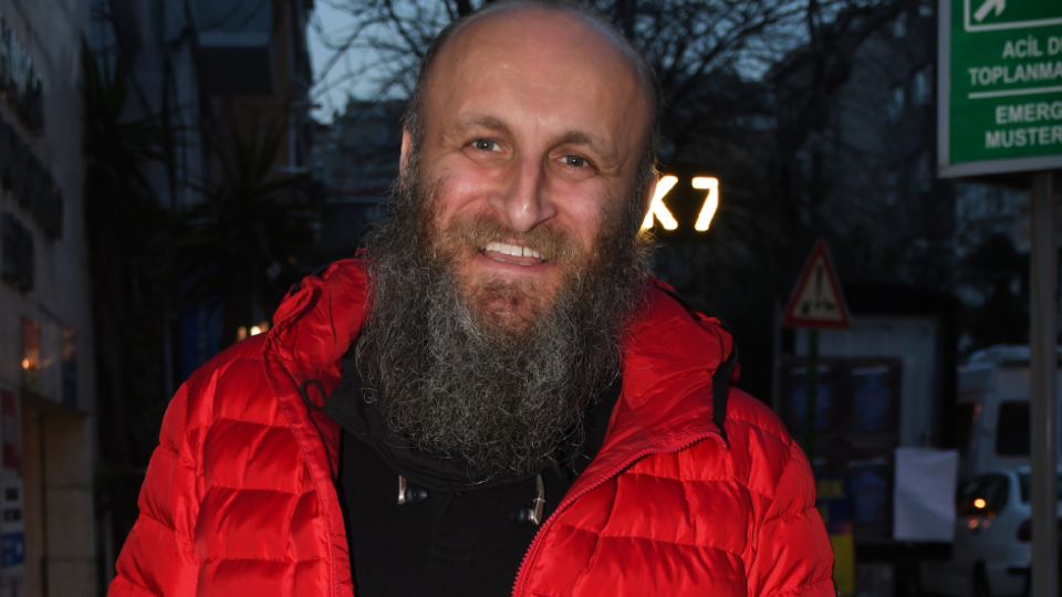 'Oflu Hoca' şarkıcı oldu!