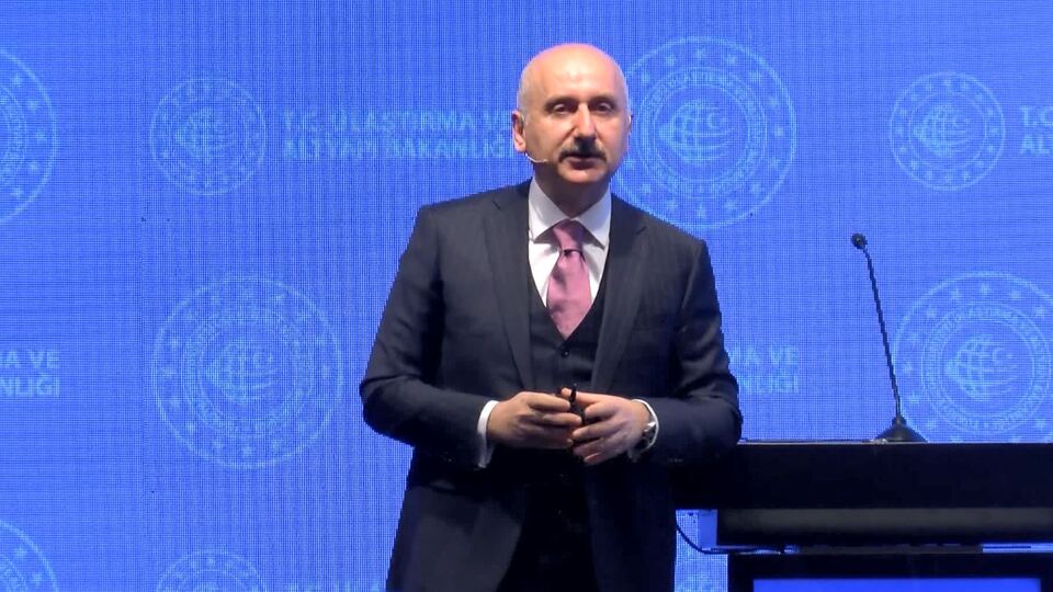 Karaismailoğlu'ndan Avrasya Tüneli açıklaması