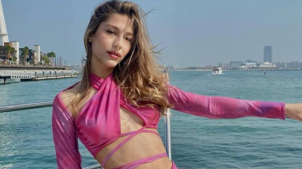 Mira'nın, Dubai tatili