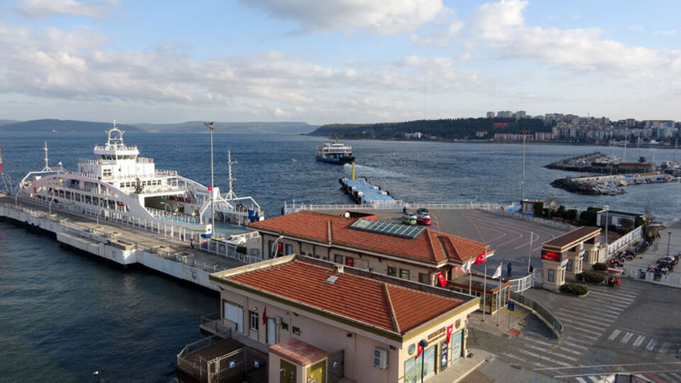 Çanakkale'de ada seferleri iptal