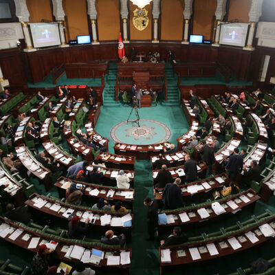 Tunus Cumhurbaşkanı, Meclis'i feshetti