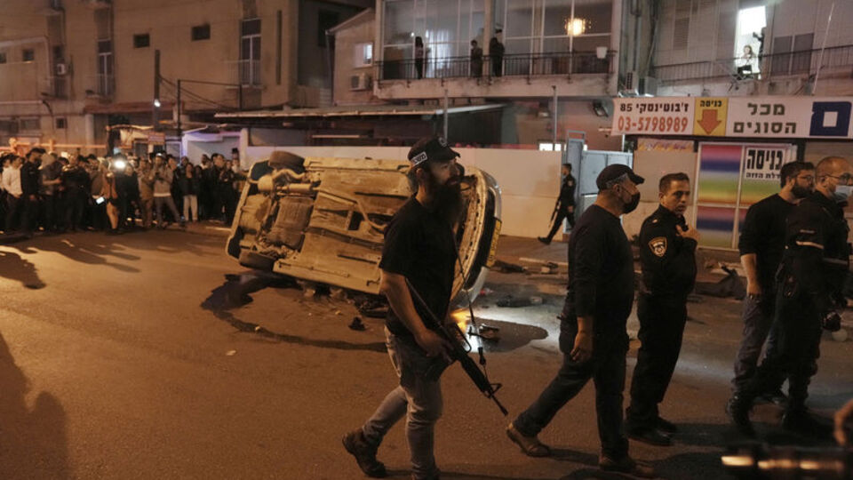 İsrail'de gerilim artıyor: Halka silahlanma çağrısı