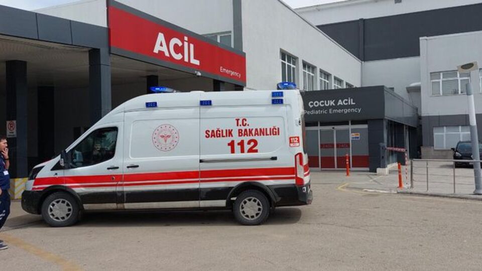 40 öğrenci ve 14 öğretmen hastanelik oldu!