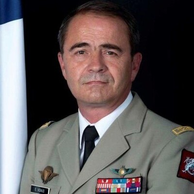 Fransa'da Askeri İstihbarat Direktörü istifa etti