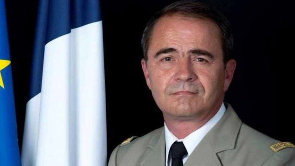 Fransa'da Askeri İstihbarat Direktörü istifa etti