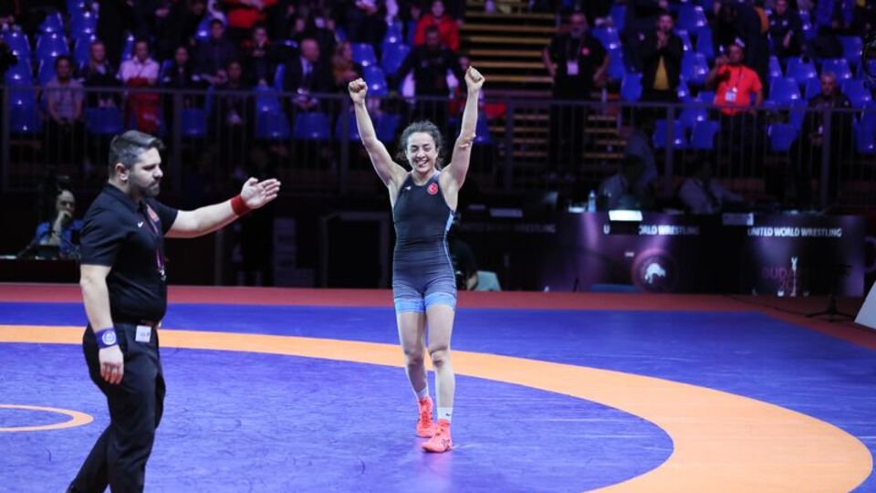 Bedia Gün, bronz madalya kazandı