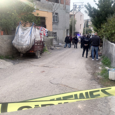 Adana'da korkunç olay! Annesini tabancayla öldürdü