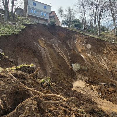İki ilde heyelan kâbusu! Çok sayıda eve tahliye kararı