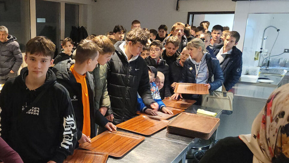 Ukrayna'daki 131 sporcu Trabzon'da