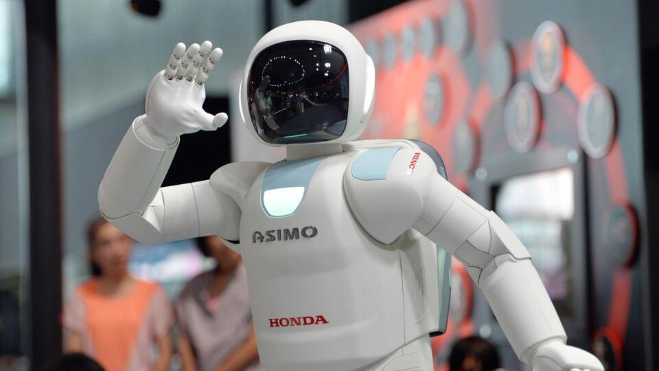 'Asimo' kariyerine nokta koydu!