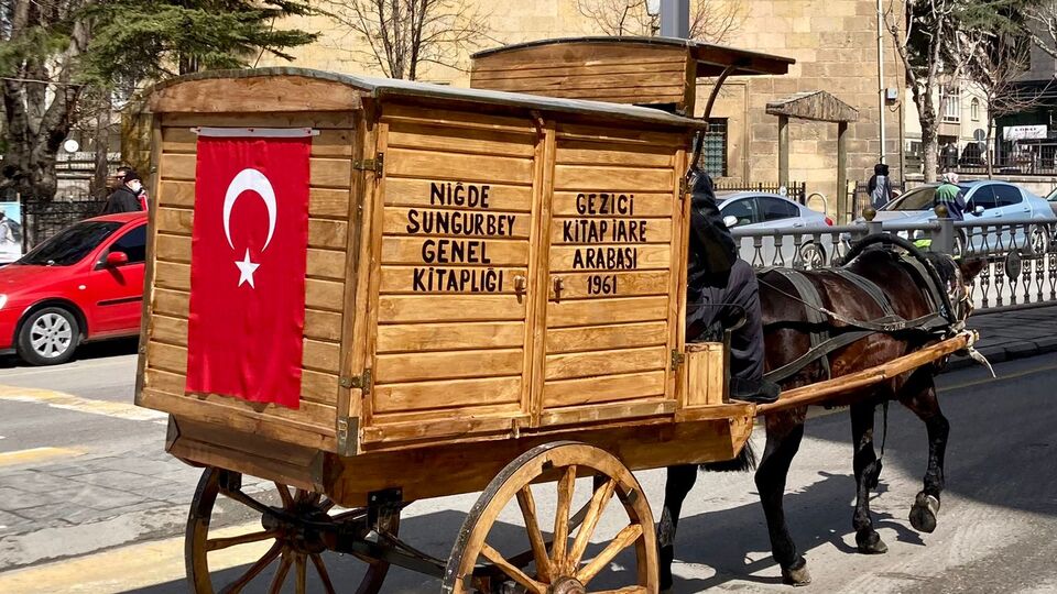 Atlı kütüphane geleneği yeniden hayat buldu