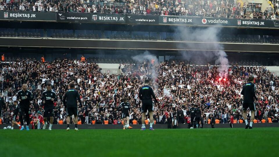 Dolmabahçe'de coşkulu idman!