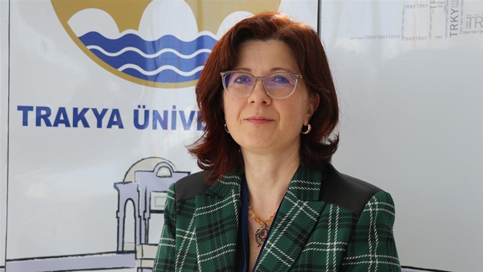 Annesi Prof. Dr. Feriha Öz'ü Covid'den kaybeden Puyan'dan uyarı!