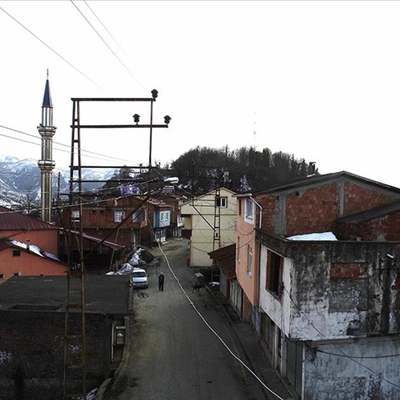 Oruçlarını 1 dakika arayla açıyorlar