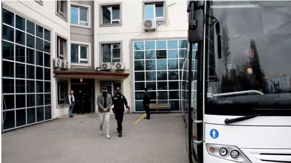 Bahis çetesine operasyon! Para transferi elden!