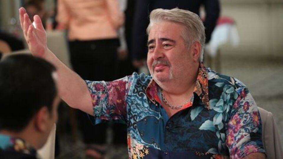 Uğur Yücel kimdir?