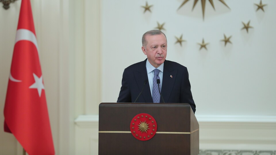 Cumhurbaşkanı Erdoğan, Alparslan Türkeş'i andı