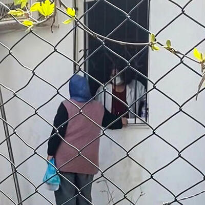 Hastalara pencereden muayene