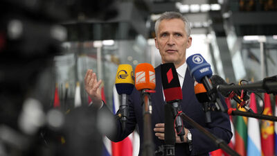 Stoltenberg: Rusya ordusu Ukrayna'nın doğusuna doğru ilerliyor