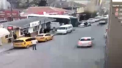 Kan donduran görüntü! 2 kişi yaralandı