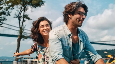 Her Şey Aşktan konusu ve oyuncuları!