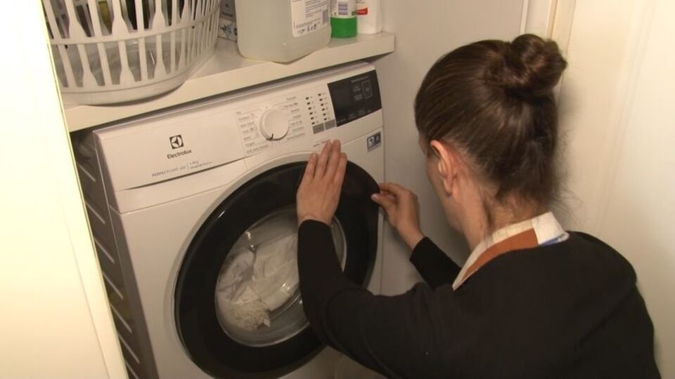 Herkesin başına gelebilir! Kaşıntı tuttu!