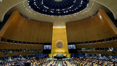 Rusya'nın İnsan Hakları Konseyi üyeliği askıya alındı