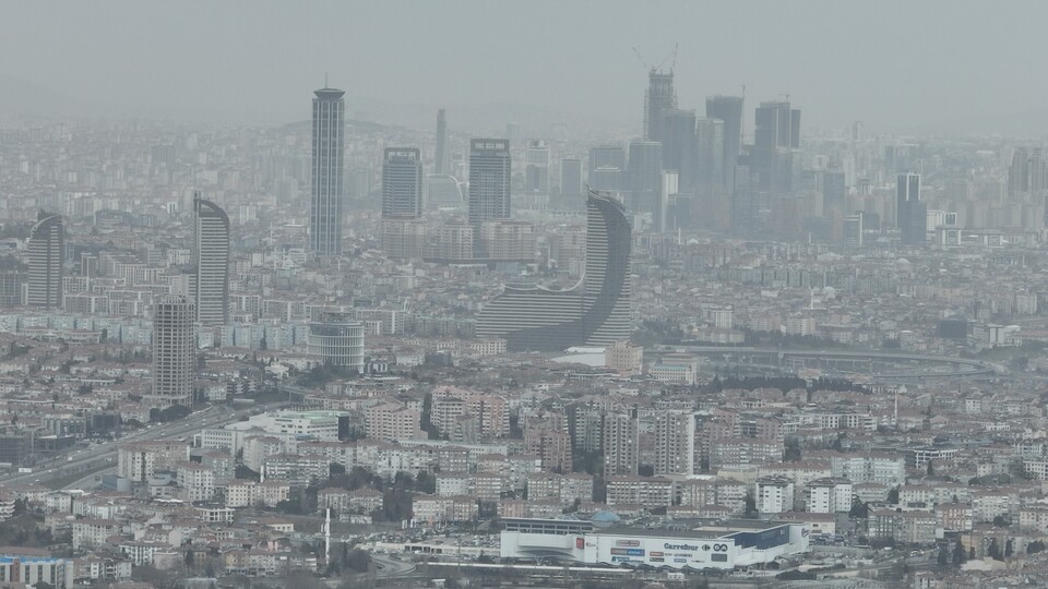 İstanbul'u toz bulutları sardı!
