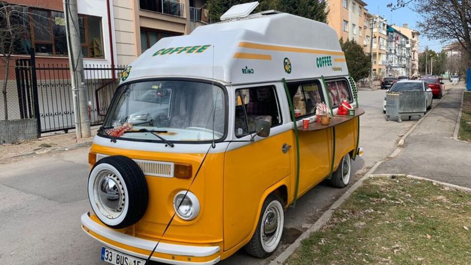 Kahve satarak Türkiye'yi geziyorlar