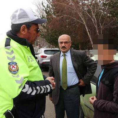 Torunu direksiyonda yakalandı, savunması 'pes' dedirtti