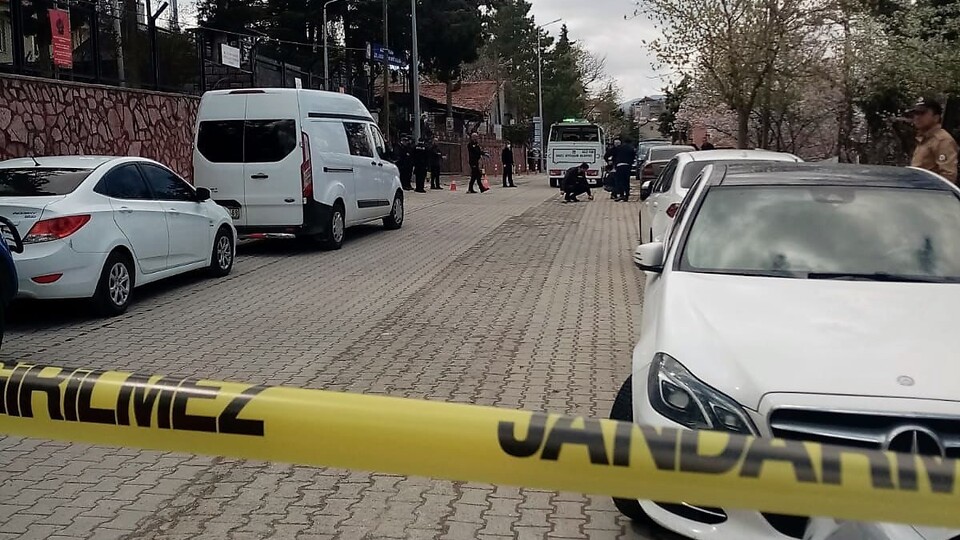 Doktor, sokak ortasında kurşun yağmuruna tutuldu!