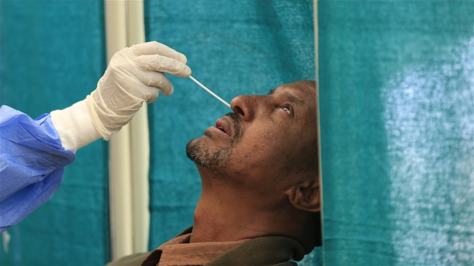 DSÖ: Afrika'da Covid-19 vakaları tespit edilenden çok fazla