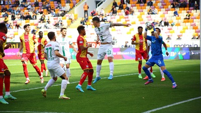 Süper Lig'den düşen ilk takım belli oldu