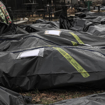 Ukrayna Başsavcısı: Bin 200'den fazla ceset bulundu